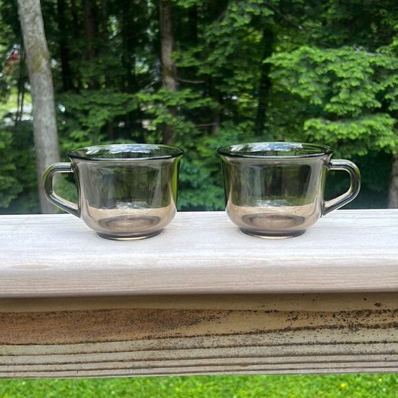 Vintage Duos Arcoroc France Retro Smokey Brown Glass Coffee Mugs/Tea Cups - Picture 1 of 8